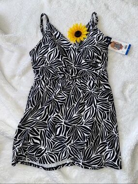 Lands' End Black & White Floral One-Piece Swimsuit
